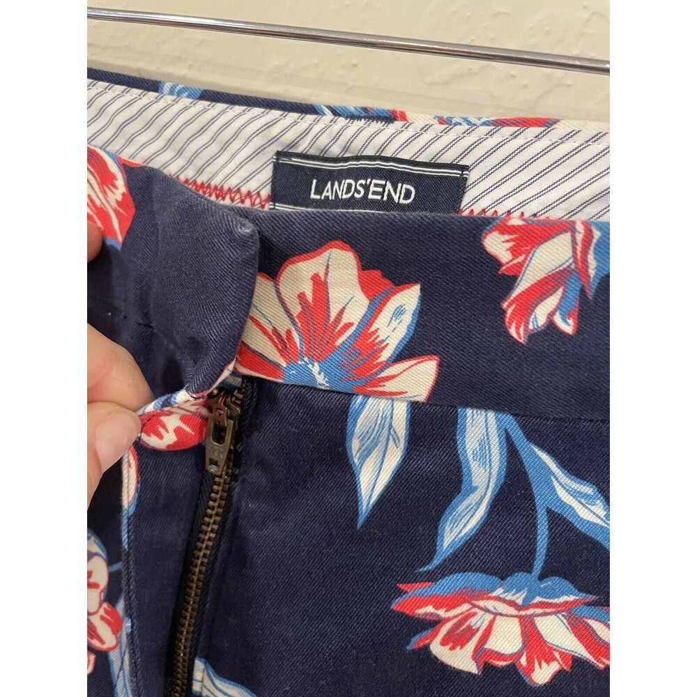 ~ Lands' End 18W Tropical Floral Mid Rise Crop Leg Pants Blue Pink Women's Navy - Picture 2 of 11